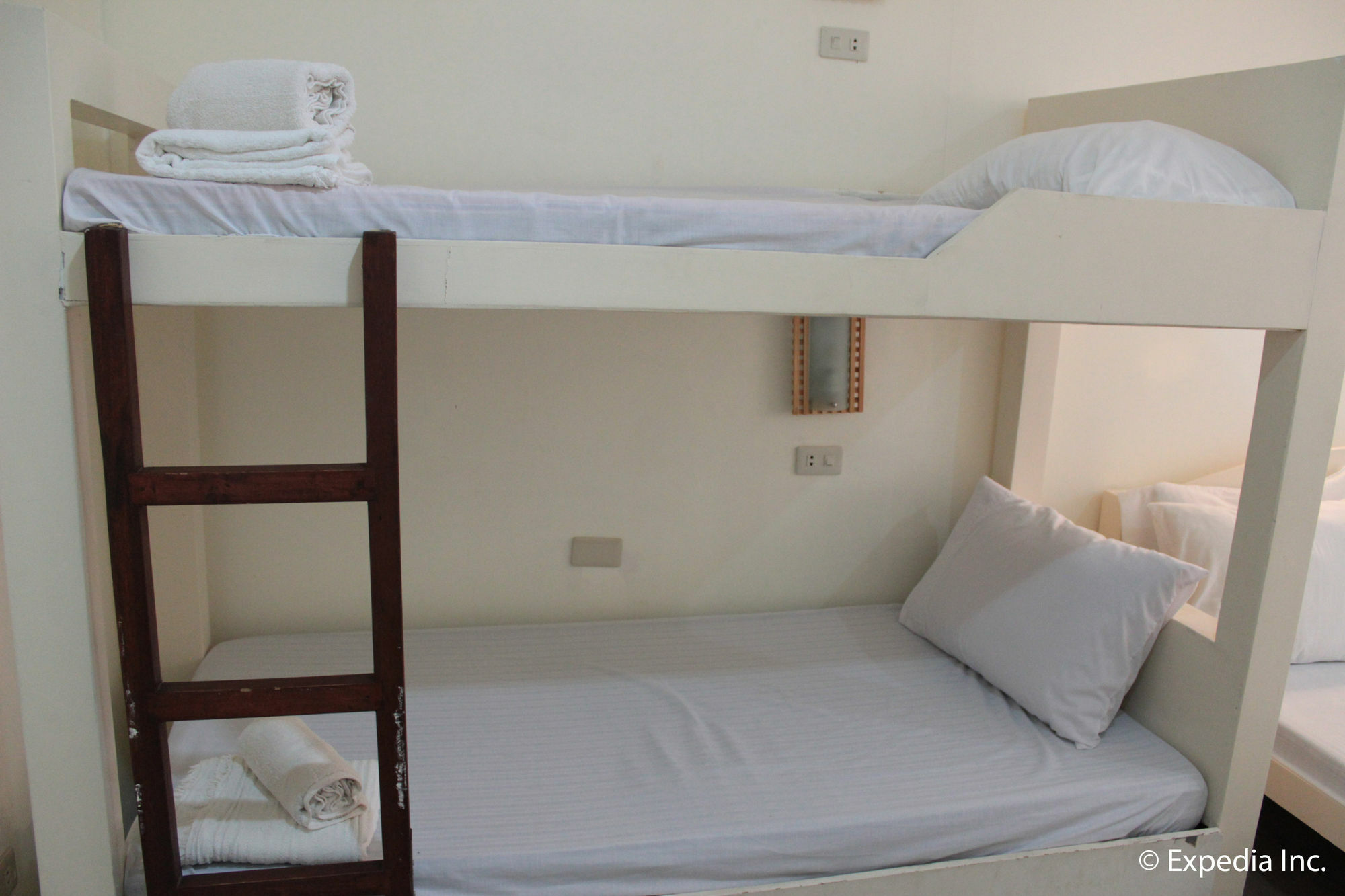 Reddoorz Plus Near Vigan Convention Center Exteriör bild